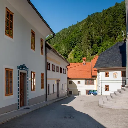 Apartmaji Utrinek - At The Post Office شقة